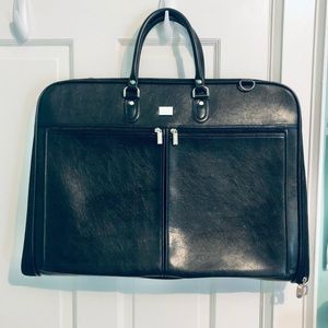 [NEW] Leather Suit Carrier